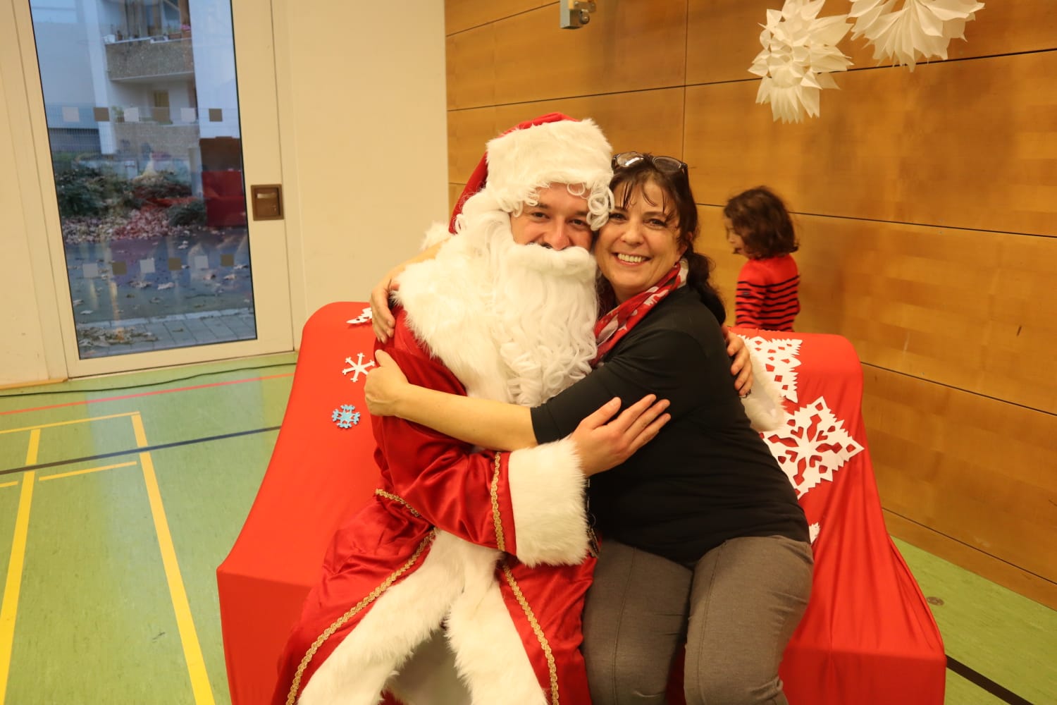 Unsere Trainerin Frauke und der Nikolaus der bestimmt nicht Stefan hieß